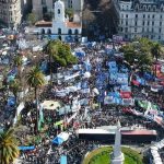 Manifestantes-demandan-oportunidades-laborales-en-Buenos-Aires-7-de-agosto-del-2024