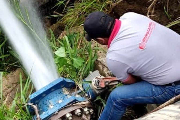 Trabajador-Hidrocapitaln-960x640