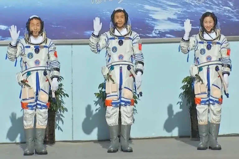 China planea enviar a taikonautas a la Luna en 2030
