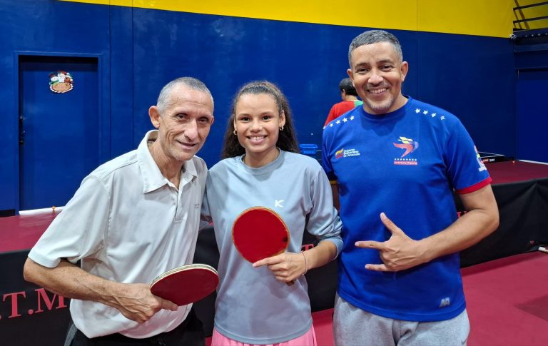Foto Tenis de Mesa Sordos