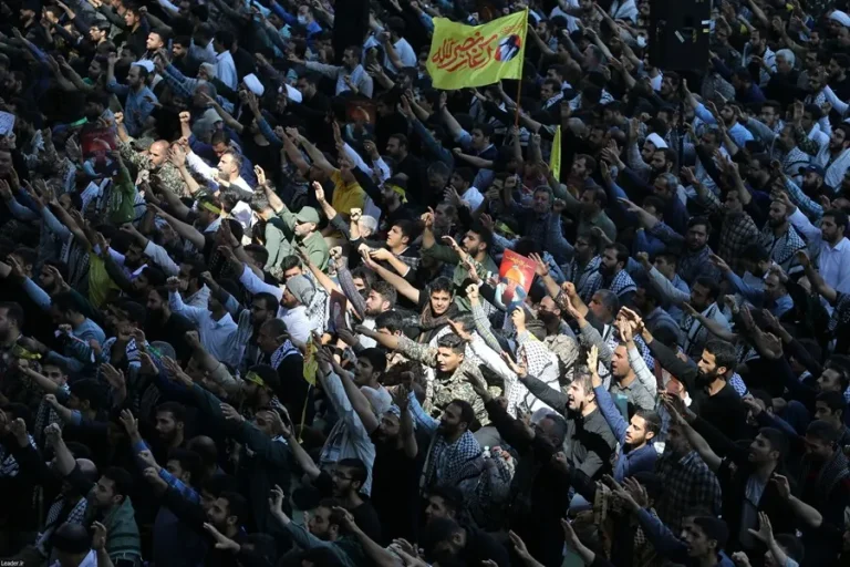 IRAN-REZO-FIELES