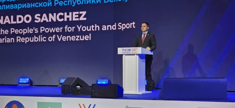 Ministro Arnaldo Sánchez - Rusia