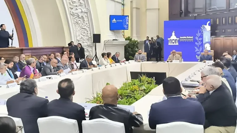 Venezuela-dialogo-politico-convocado-Asamblea-Nacional-foto-AN-1024x576.jpg