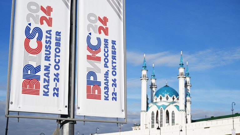 photo_4952201982572080412_y