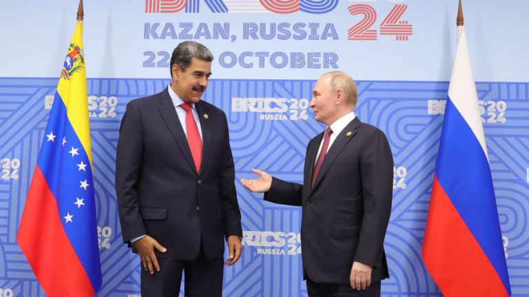presidentes-nicolas-maduro-y-vladimir-putin-30324