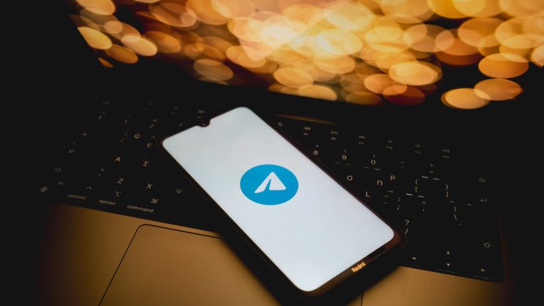 6724162459bf5b012d28b7be