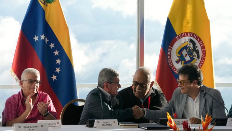 Gobierno colombiano y ELN ratifican que quieren pactar la paz