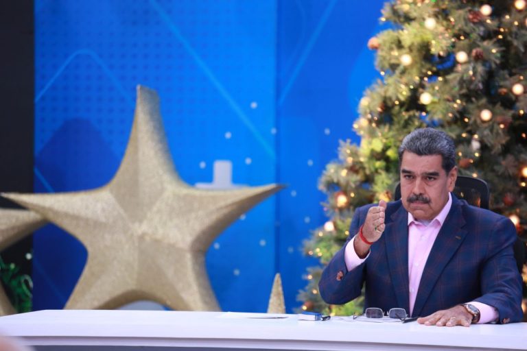 Maduro califica como una vergüenza la autorización del ingreso de tropas de EEUU a Perú