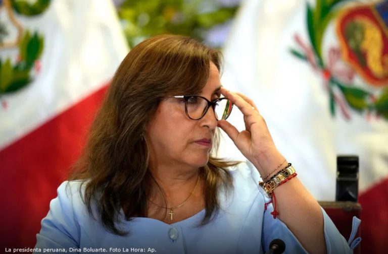 boluarte-peru-cirugia