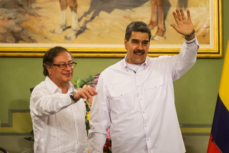 Nicolás Maduro y Gustavo Petro sostienen su cuarta reunión privada en Caracas