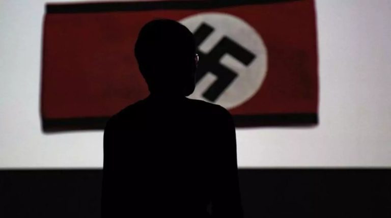 simbolo nazi-prohibido-suiza
