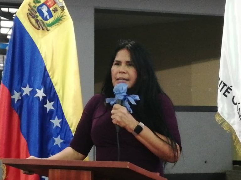 093DF40A-6519-491F-8B0B-A013630F77E1