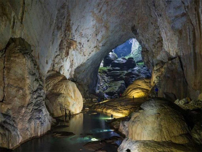 Vietnam-Cueva-de-Son-Doong-1