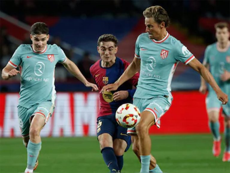 Futbol-Atletico-Madrid-y-Barcelona-1