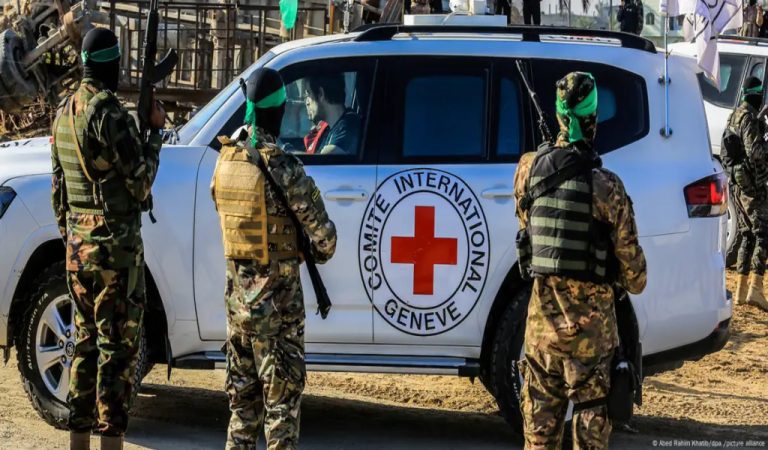 hamas-cruz roja-palestinos
