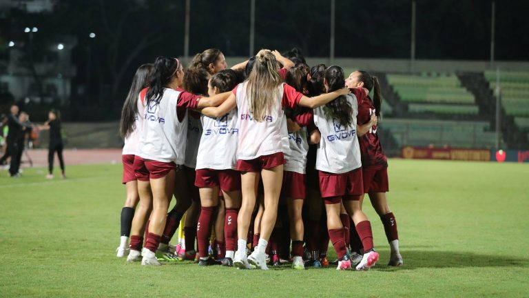Vinotinto Femenina