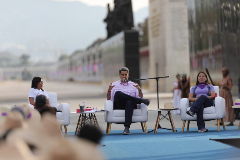 dec738db-4f8e-4156-9767-3f1b36f3ba4a