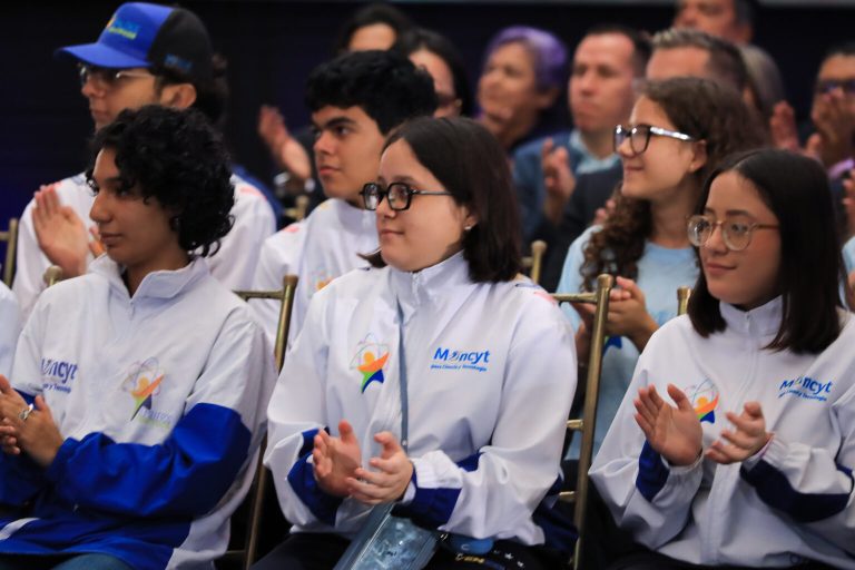 e5205fb5-1953-4b8d-af95-1b9add6ea81c-1536x1024