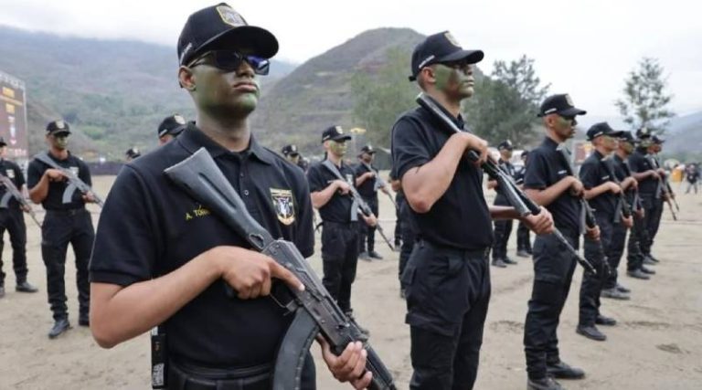 Graduacion-funcionarios-seguridad