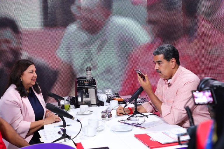 c301ef2c-c7c8-42c8-9ca6-e520403a7ec2