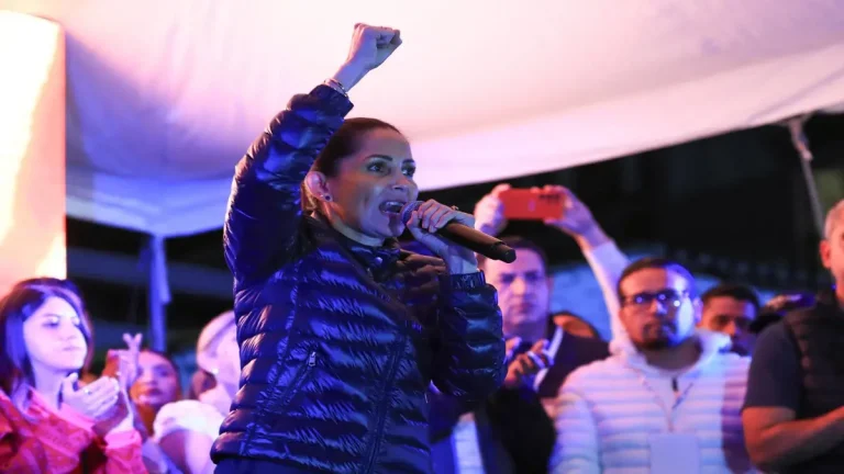 luisa-gonzalez-revolucion-ciudadana-desconoce-resultados-fraude.jpg
