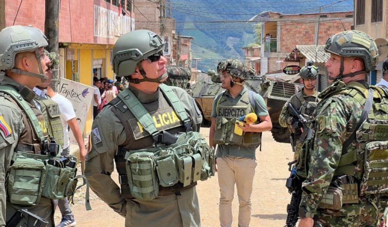 militares-policias-colombia