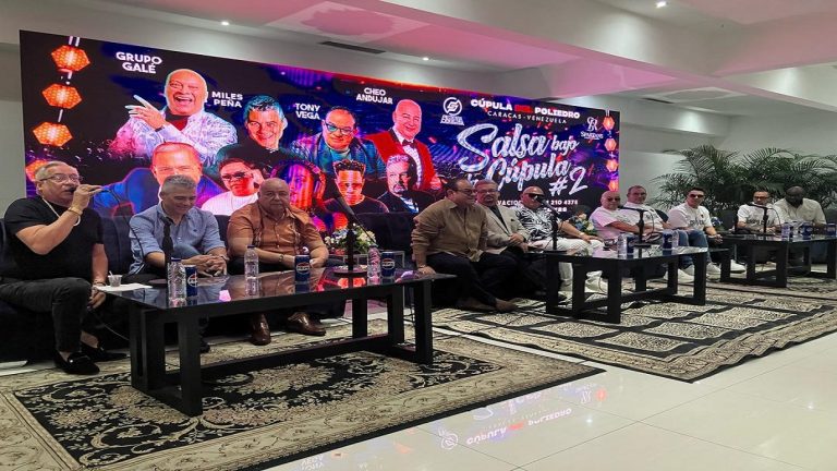 salsa-bajo-la-cupula-2-173063