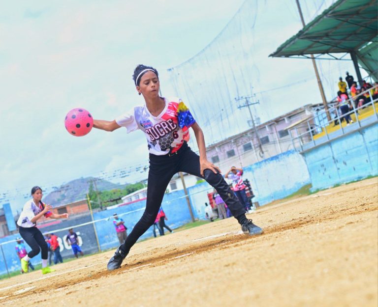 Kickingball Juegos Estudiantiles