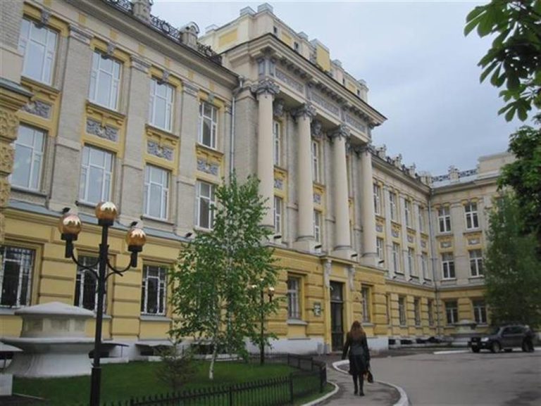 Ruisa-universidad-Saratov-1