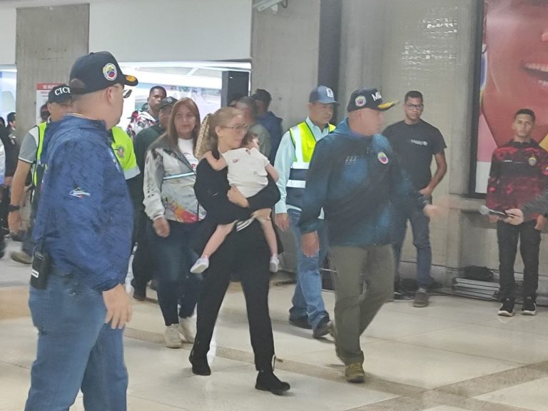 df8fd137-dff7-4b14-b5f2-099b01cf07f9