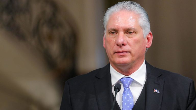 687188b759bf5b38a858bee9