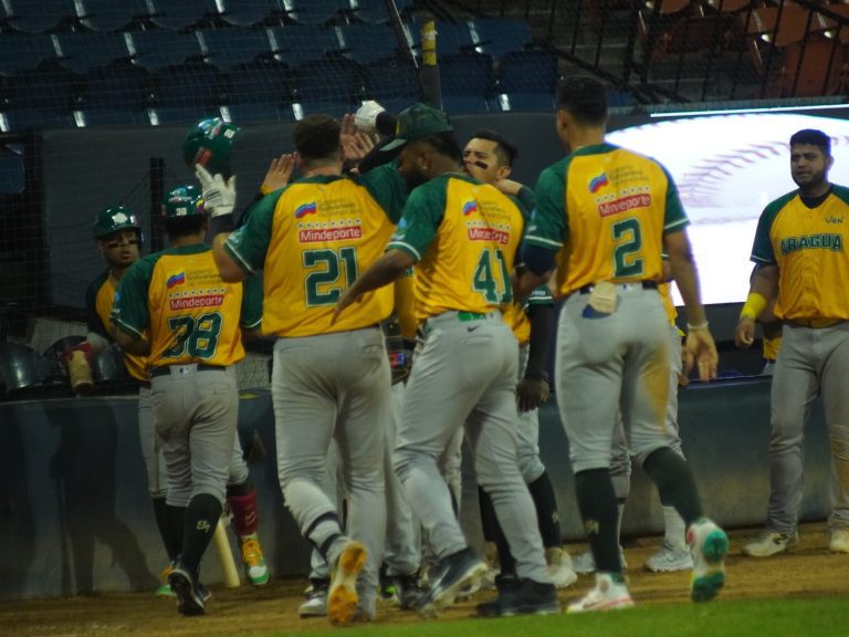 Samanes de Aragua