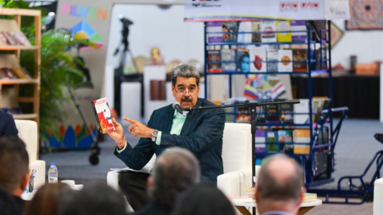 cortesia-presidente-nicolas-maduro-en-la-filven-202507-03-44163