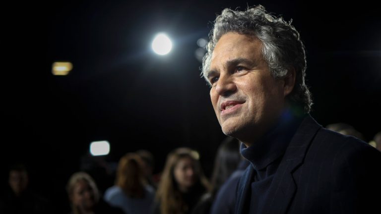 240124110437-mark-ruffalo-1214-restricted