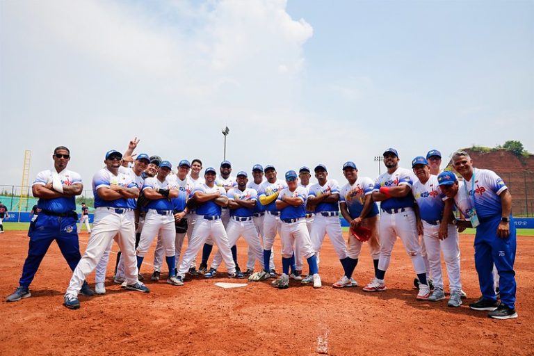 54707189423_ca2b0a8ce3_c