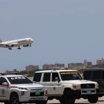 Entre risas y abrazos marcan la llegada del vuelo 58 con 110 migrantes venezolanos repatriados desde EEUU (6)