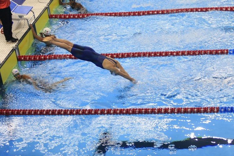 Natación