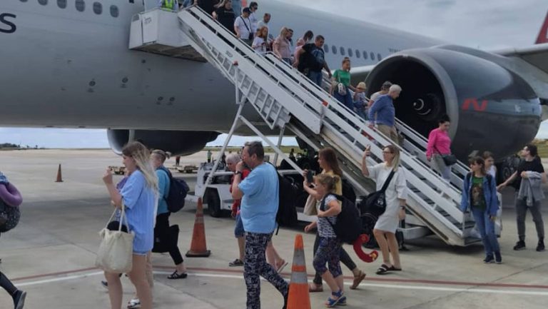 mas-de-400-turistas-rusos-visitan-la-isla-de-margarita-8439