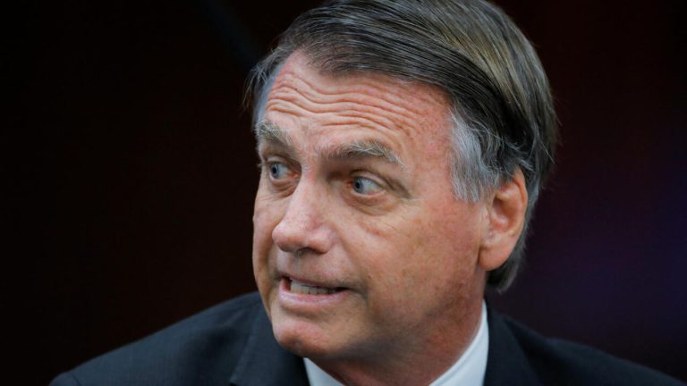 w1280-p16x9-2025-06-09T201836Z_660689110_RC24ZEA0URJE_RTRMADP_3_BRAZIL-BOLSONARO
