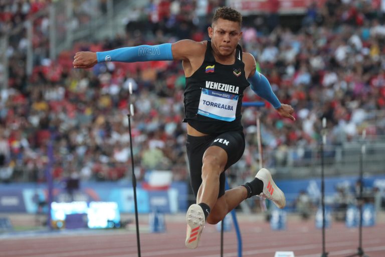 Dia 15, Atletismo salto triple masculino final / Day 15, Athletics menÕs triple jump final