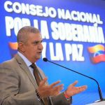 photo_5066652072052633830_y