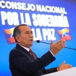 photo_5066652072052633831_y