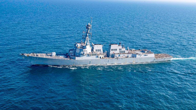 68fe529859bf5b7b292bee19