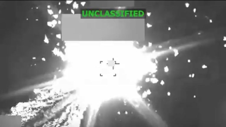 690d771359bf5b6ff25c0079