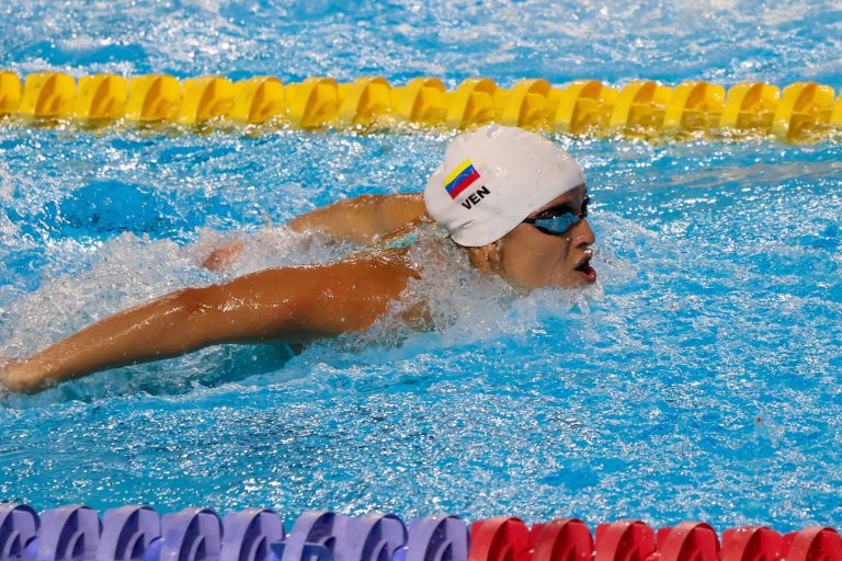 Natación