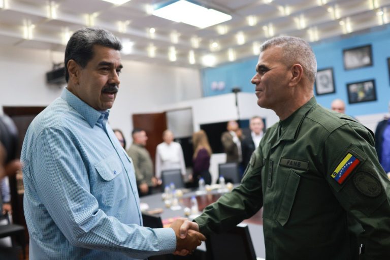 photo_4983251563879009055_y