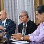 photo_4985692402383260566_y-696x464