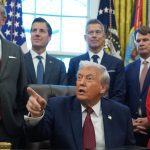 6930adf659bf5b539b7a2989