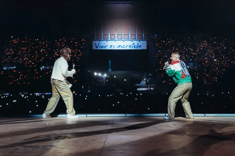 Bad-Bunny-J-Balvin-2025-live-billboard-espanol-1800