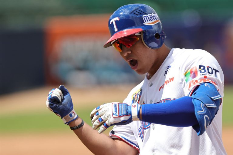 Jhader Areinamo